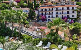 Minerva Luxury Town Center , Pool And Parking