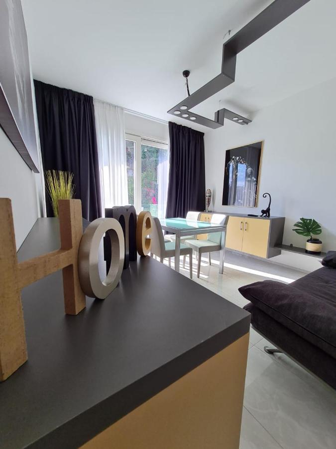 Minerva Luxury Town Center , Pool And Parking Apartment Taormina Exterior photo