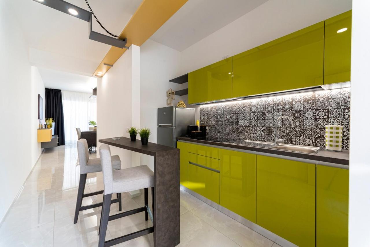Minerva Luxury Town Center , Pool And Parking Apartment Taormina Exterior photo